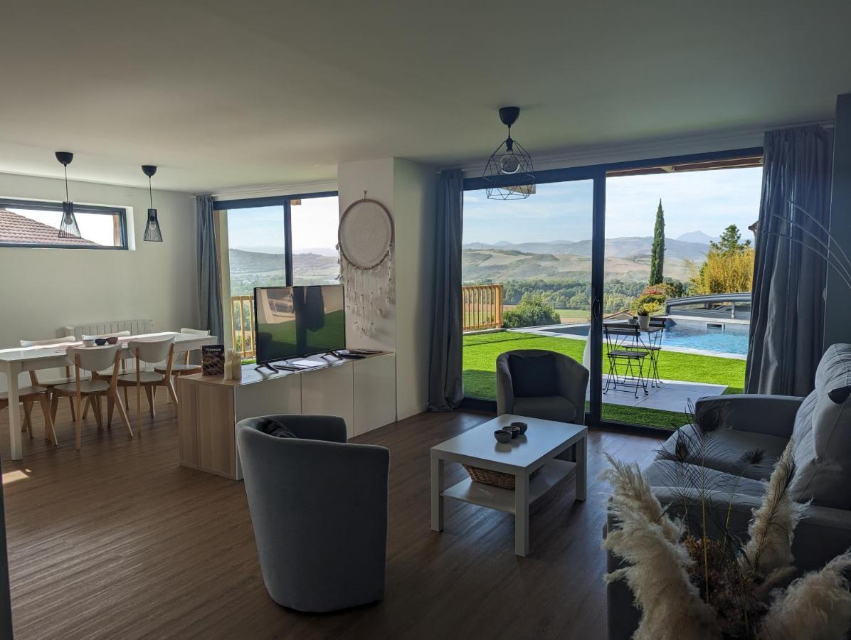 Bienvenue Chez Severine Et Julien Appartement 75M2 Mirefleurs Εξωτερικό φωτογραφία